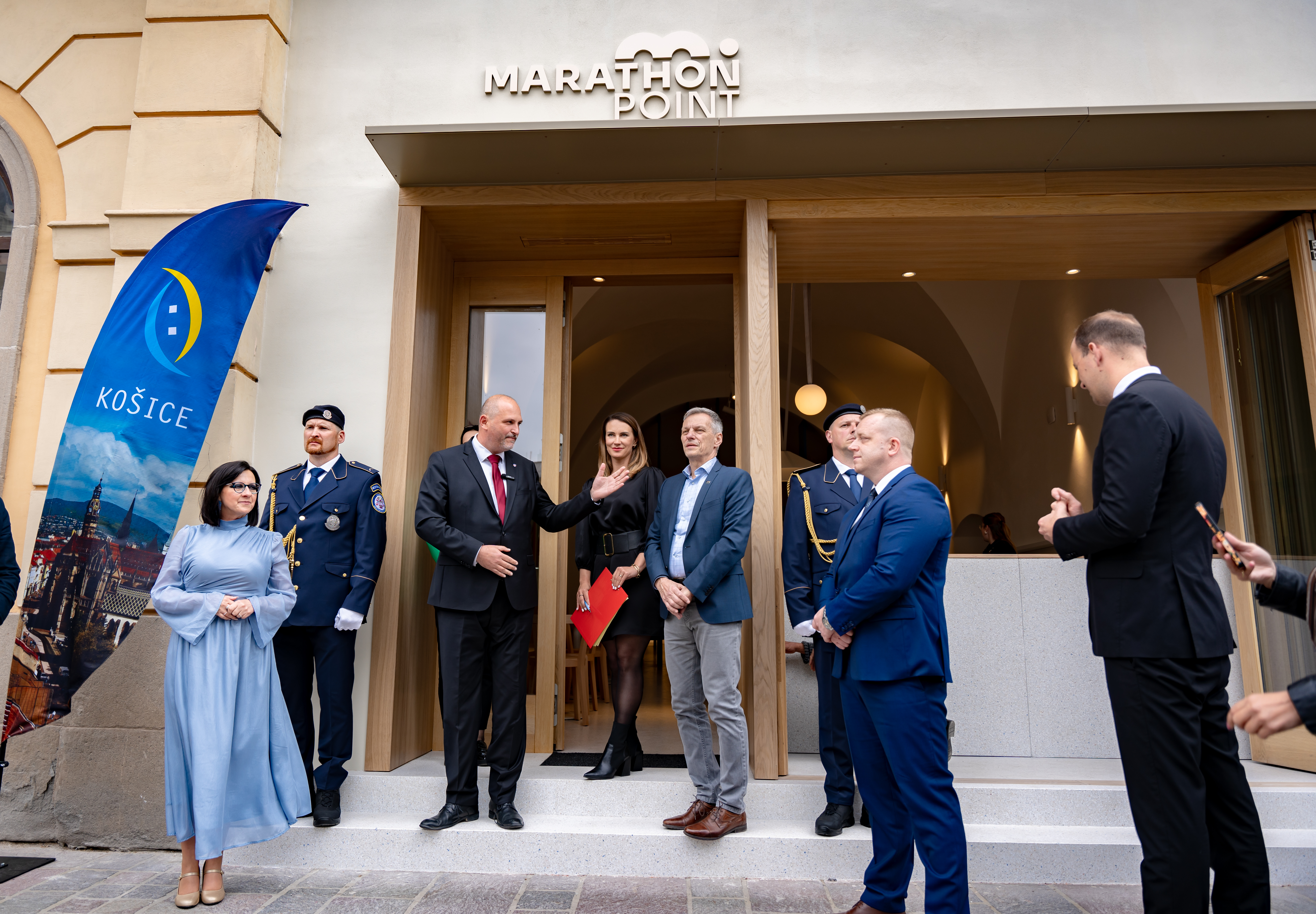 Slavnostne otvorenie stalej expozicie Medzinarodneho maratonu mieru-1